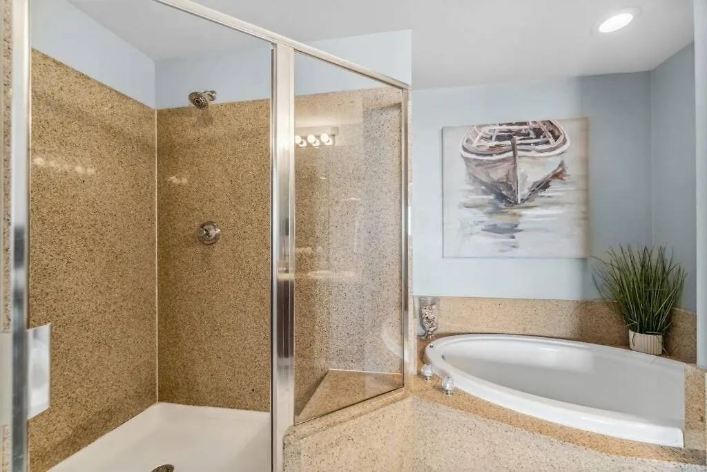 Spacious Beach Condo With Gulf Views! Sleeps 8! By Dolce Vita Getaways Pcb Panama City Beach 0*,