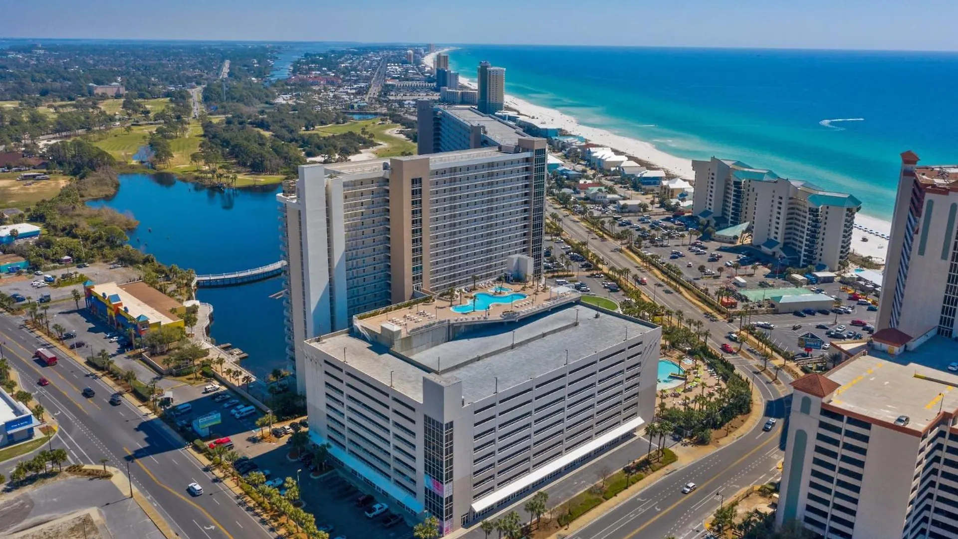 Apartment Spacious Beach Condo With Gulf Views! Sleeps 8! By Dolce Vita Getaways Pcb Panama City Beach United States