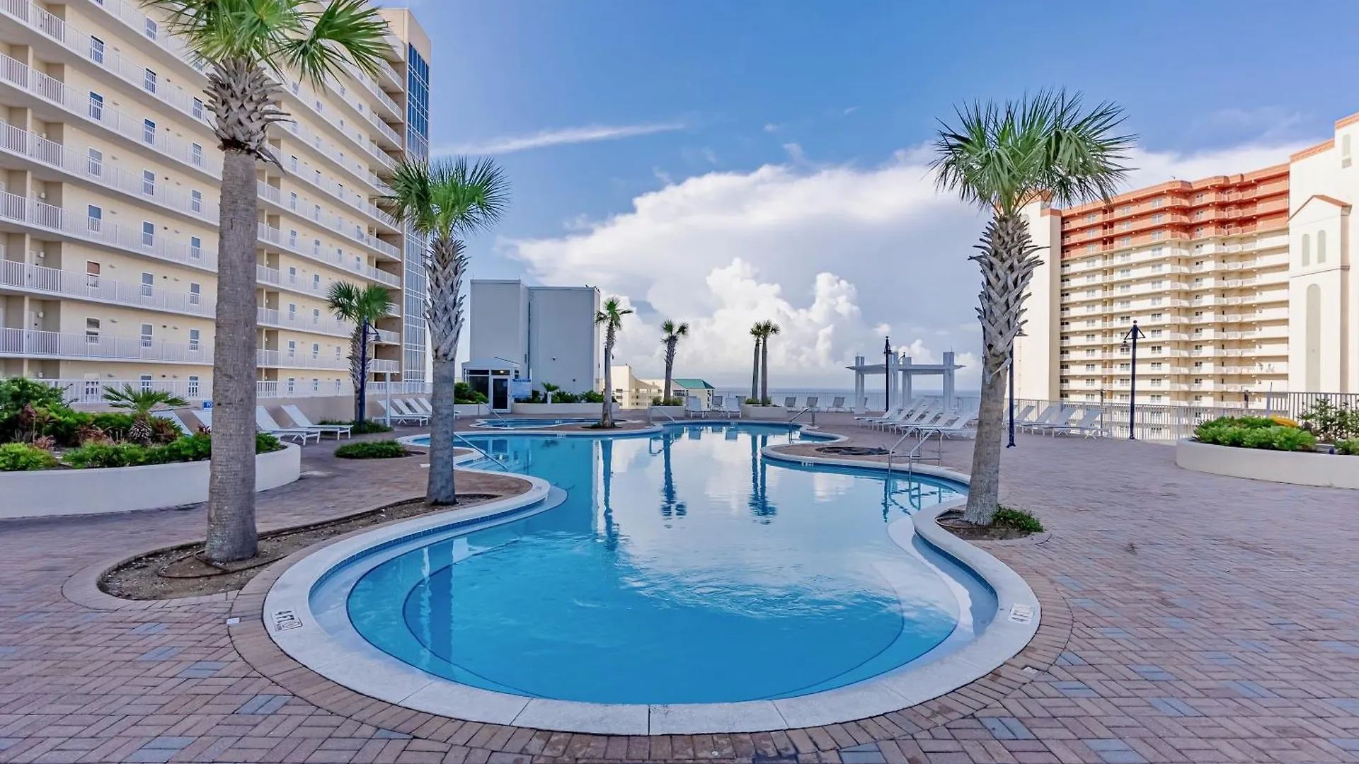 Apartment Spacious Beach Condo With Gulf Views! Sleeps 8! By Dolce Vita Getaways Pcb Panama City Beach