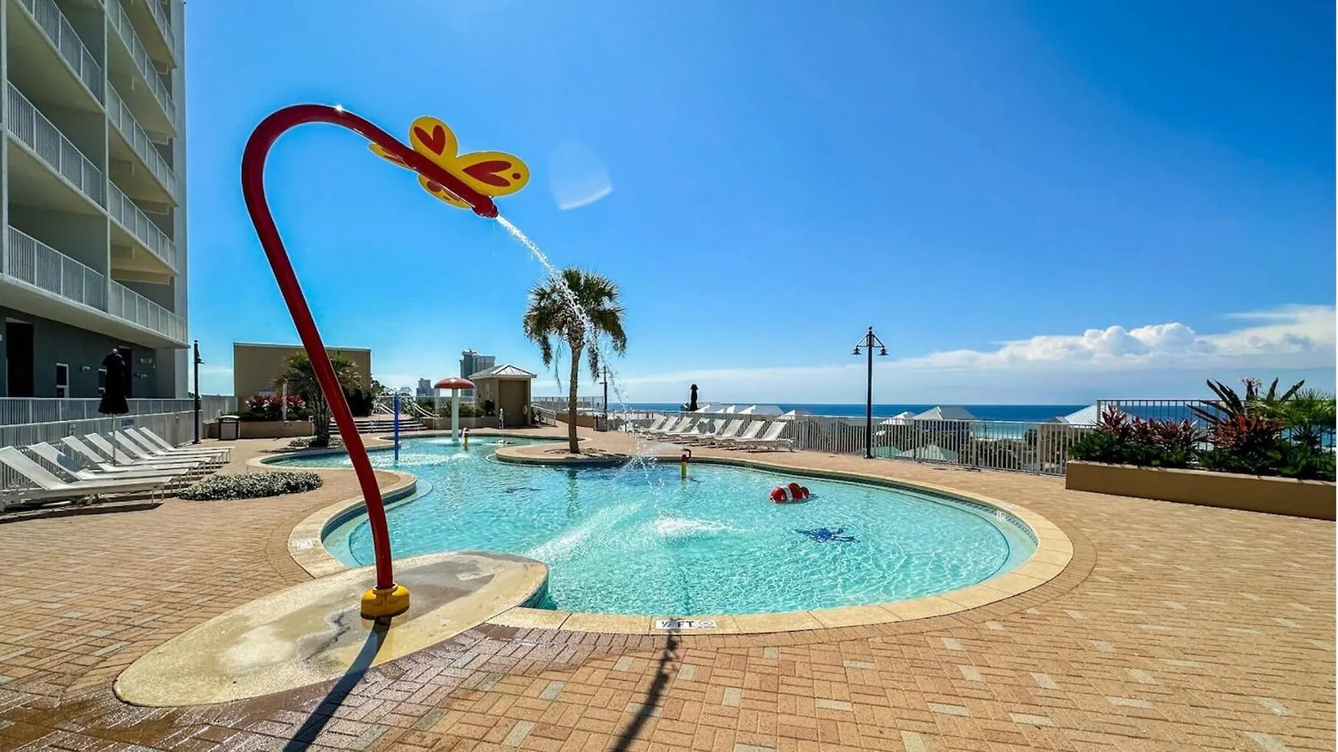 Spacious Beach Condo With Gulf Views! Sleeps 8! By Dolce Vita Getaways Pcb Panama City Beach United States